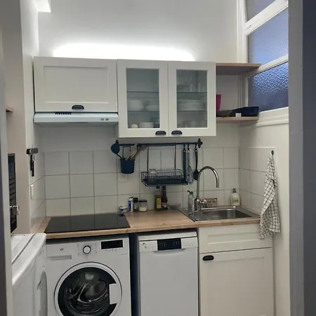 Apartment A 2 Pas Du Chateau Pau